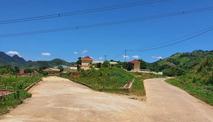 Bán 4500m2 tại Cao Phong,giá rẻ, view cao thoáng, đường bê tông